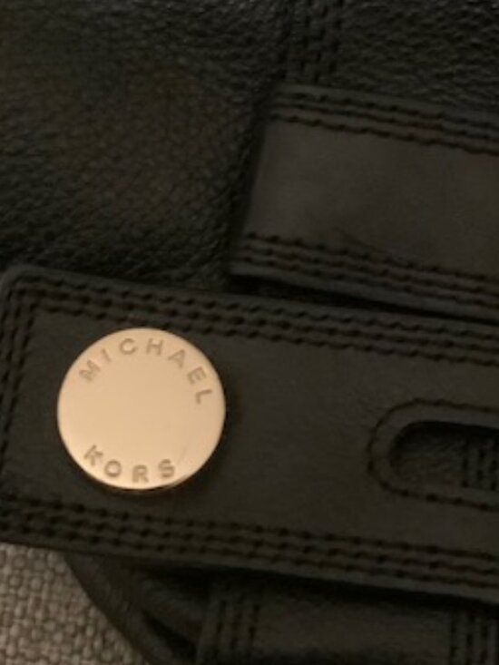 Michael Kors Large Leather Black Shoulder Bag - Picture 5 of 6